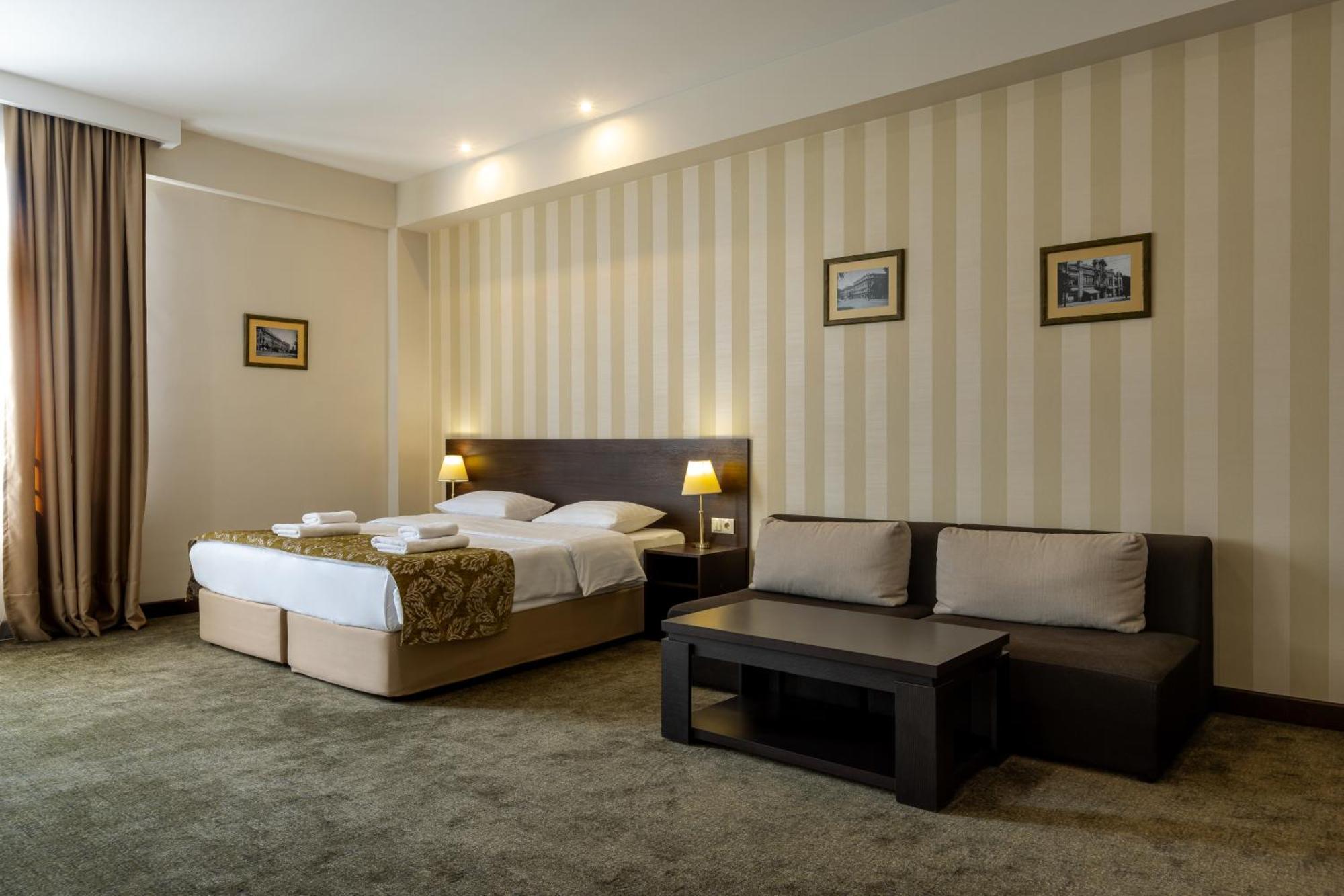 Citrus Hotel Tbilisi Exterior photo